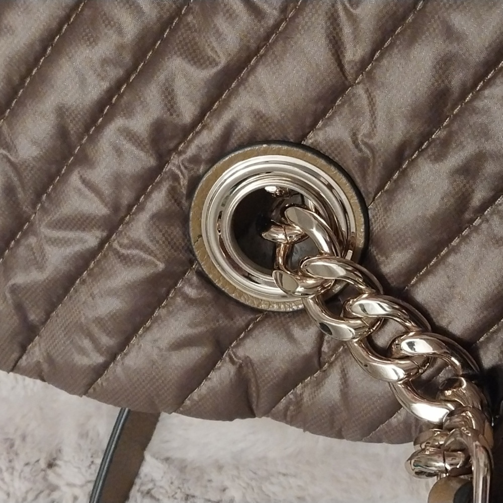 Purse - Picture 3 of 9